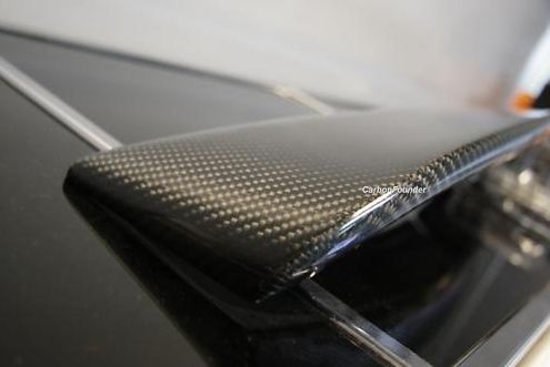 W211 - AMG style Carbon Roof Spoiler